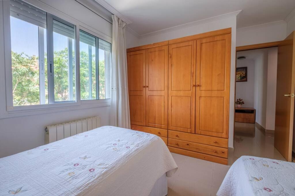 Apartamento En Complejo Residencial, Con Piscina. Salou Bagian luar foto